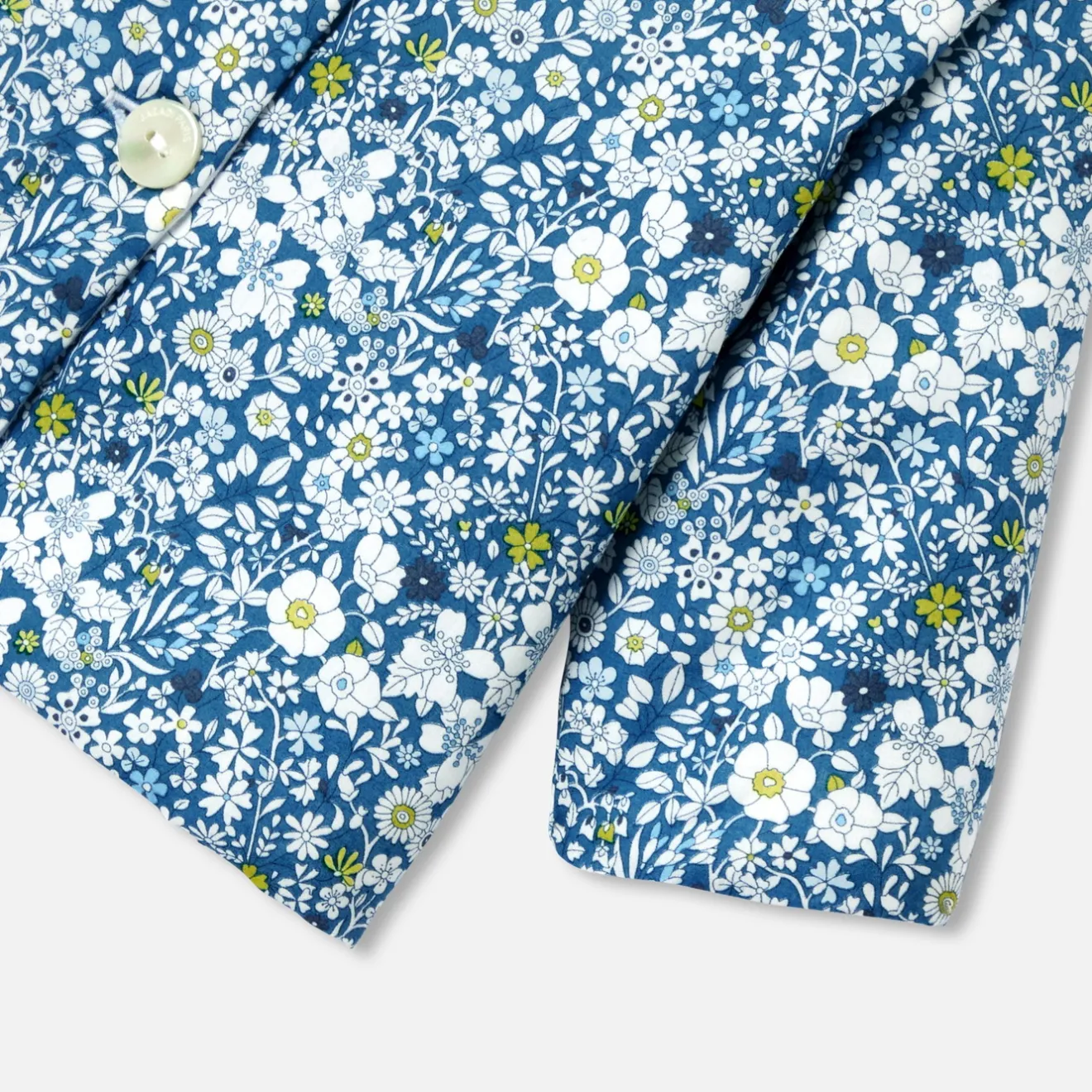 Jacadi Pullover & Cardigans>Cardigan aus Liberty-Stoff für Baby Mädchen BLAU/MEHRFARBIG